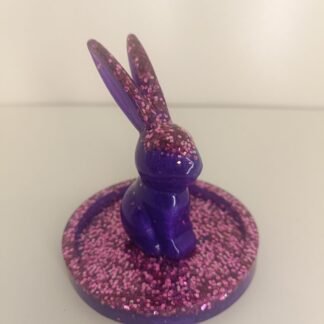 porte-bague lapin violet avec paillette rose
