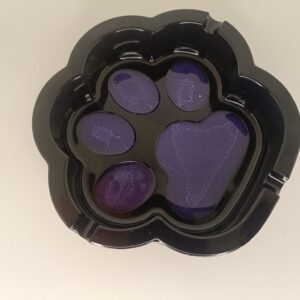 Cendrier Patte de Chat Noir Cousiné Violet : Élégance et Fonctionnalité